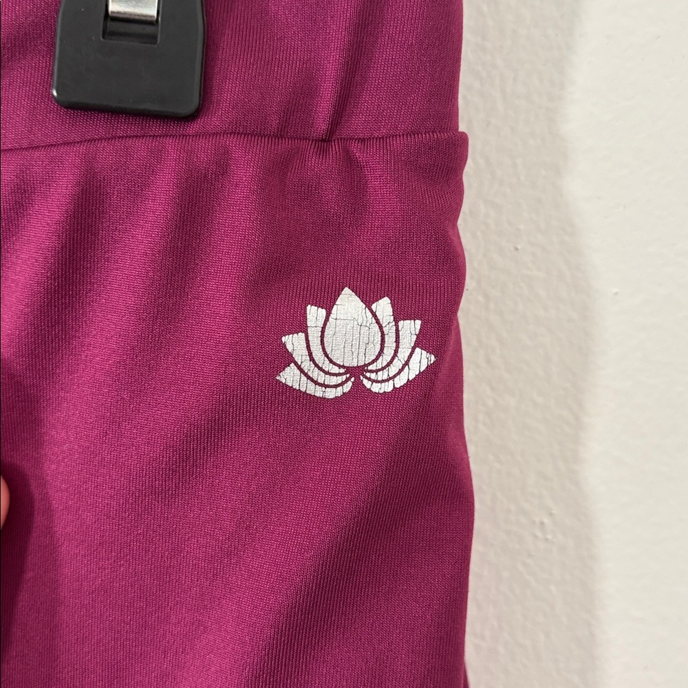 Pink “Snoga” athletic skirt, size XS. - Picture 2 of 3